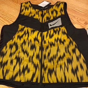 Nike vest
